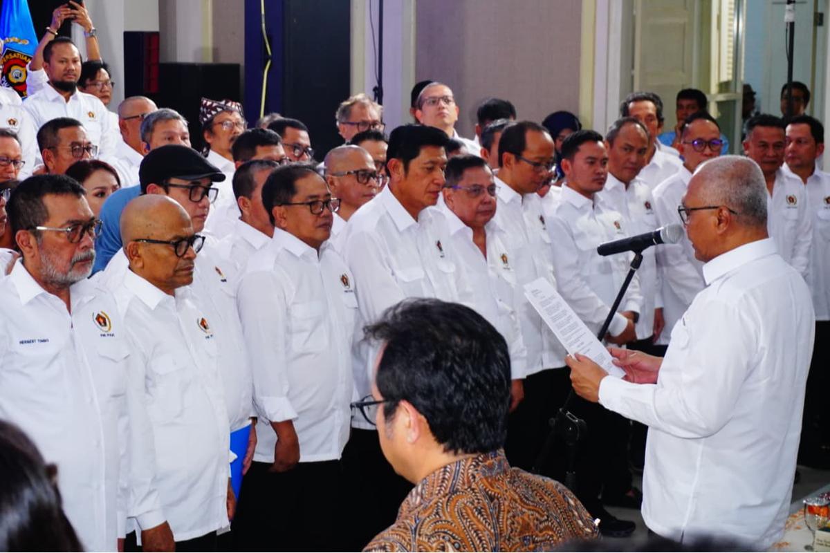 Pengurus PWI Periode 2025-2030 Dikukuhkan di Monumen Pers Solo