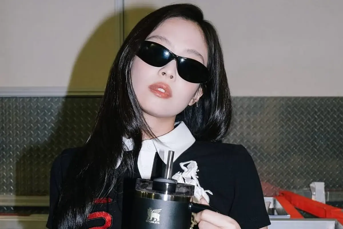 BLACKPINK’s Jennie Unveils Her Exclusive Stanley Cup Design