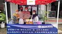 Perum Bulog bekerja sama dengan Kantor Cabang ASABRI Serang menyelenggarakan bazar sembako murah