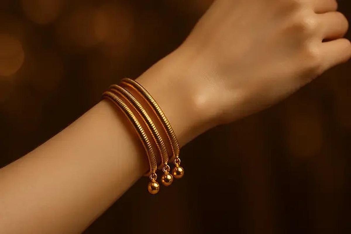 8 Model Gelang Lilit Korea Krincing, Bikin Penampilan Elegan dan Menarik