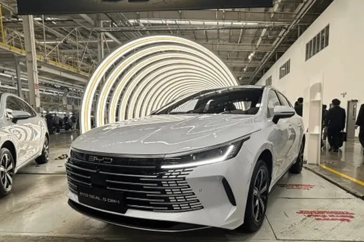 BYD Seal 05 DM-i Buatan Thailand Siap Mengaspal, Pakai Hybrid Baru (Carnewschina)