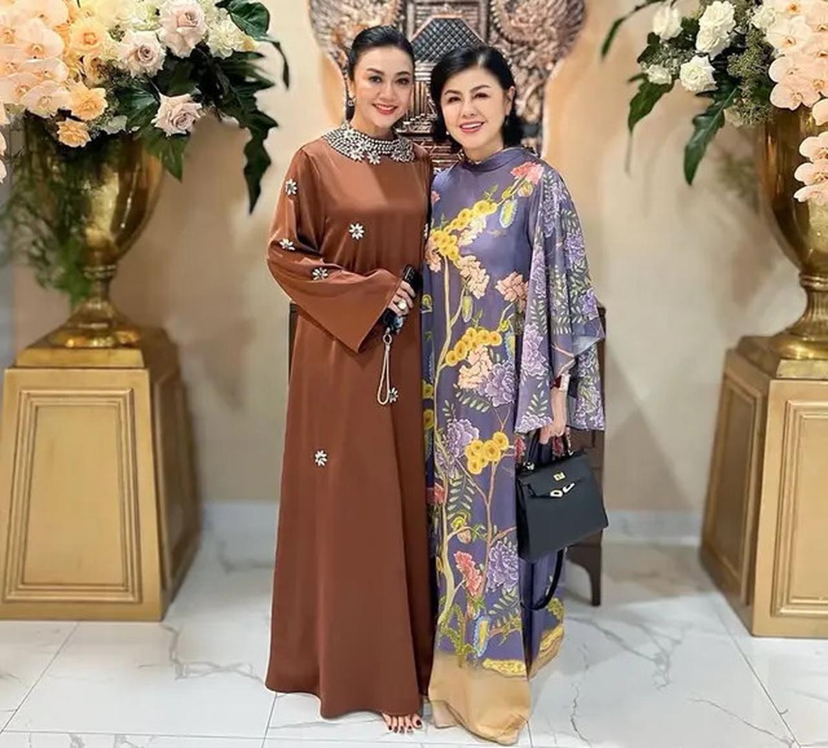 8 Potret Gaya Old Money Desiree Tarigan Mantan Istri Mendiang Pengacara Hotma Sitompul, Akrab dengan Ibunda Nagita Slavina
