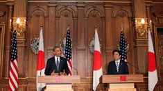 Presiden AS, Barack Obama berkunjung ke Jepang dan diterima langsung oleh PM Jepang Shinzo Abe, Tokyo, Kamis (24/4/14). (AFP PHOTO/Junko Kimura-Matsumoto)