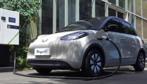 Wuling Motors (Wuling) resmi mengoperasikan enam (6) titik pengisian daya baterai mobil listrik dengan sistem DC Charging yang tersebar di beberapa lokasi. (ist)
