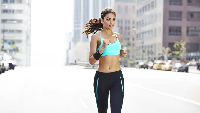 Tips Praktis Menjaga Pakaian Olahraga Agar Tetap Bagus dan Segar