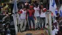 Superhero di kampanye terbuka Jokowi di Makassar. (Liputan6.com/Fauzan)