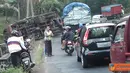 Citizen6, Tabanan: Kecelakaan ini menyebabkan kemacetan sepanjang 10 km dari arah Denpasar-Gilimanuk. Dari keterangan polisi setempat, kejadian tersebut disebabkan rem blong dan kemungkinan sopir truk mengantuk. (Pengirim: Wayan Merta Youana)