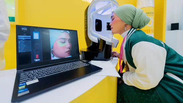 Tiara Andini dan 200 Beauty Enthusiast Se-Asia Belajar Tentang Science Produk-produk Garnier di Green Academy Singapura