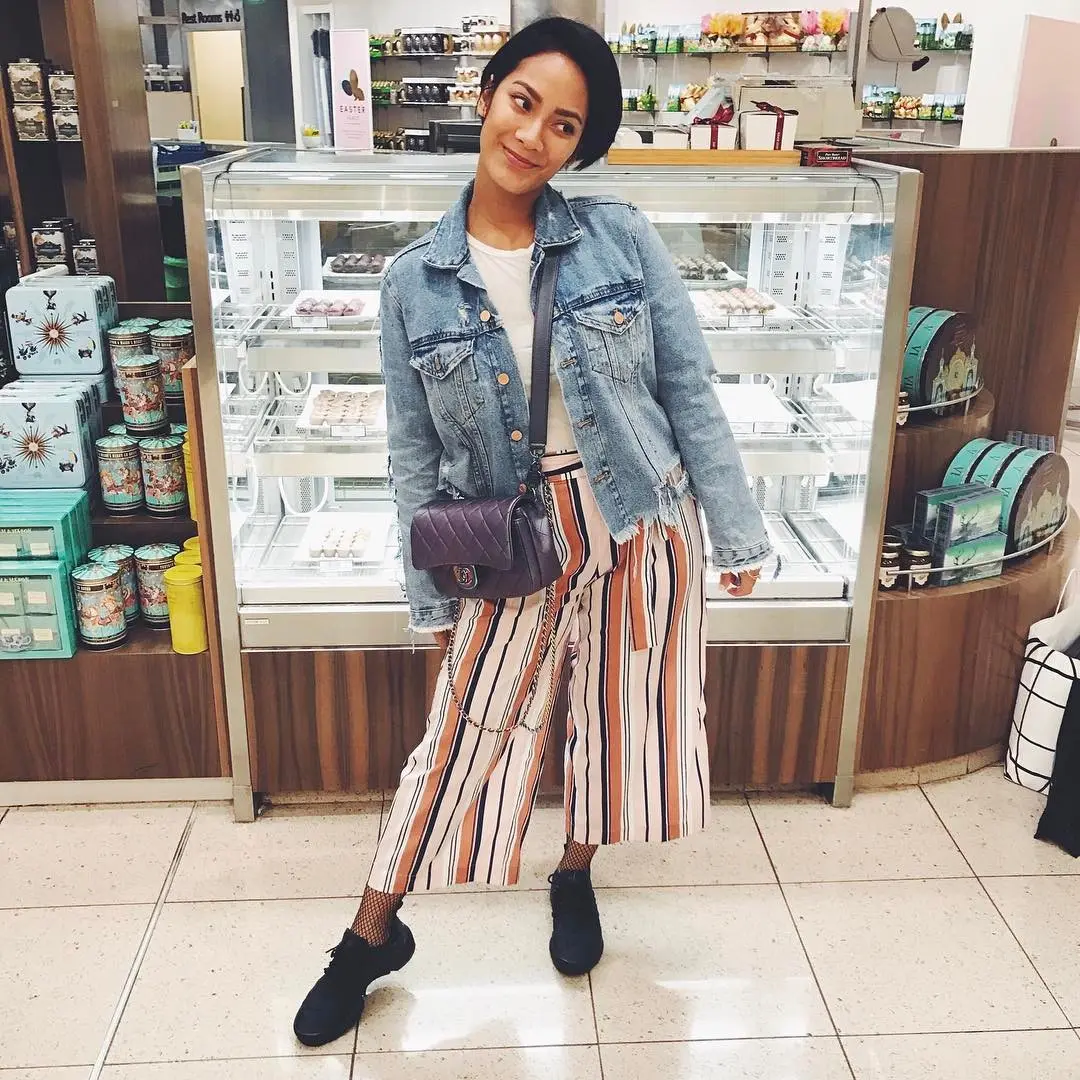 Padu padan Tara Basro yang bikin penampilannya selalu terlihat keren. (Sumber Foto: tarabasro/instagram)