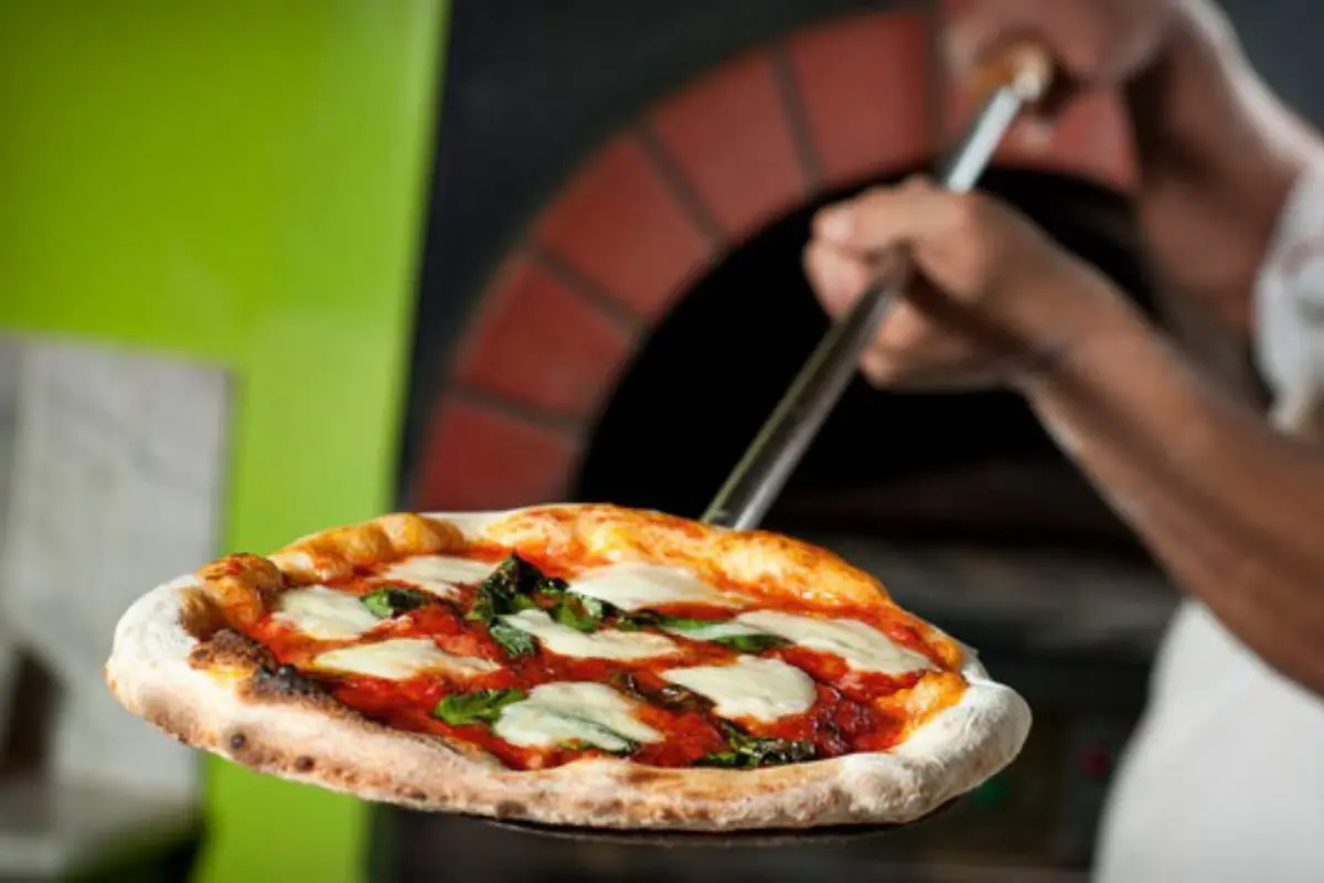 Resep Mudah Bikin Pizza untuk Keluarga