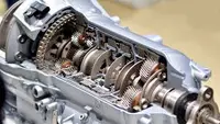 Kenali Tanda Seal Gearbox Bocor dan Cara Tepat Menggantinya