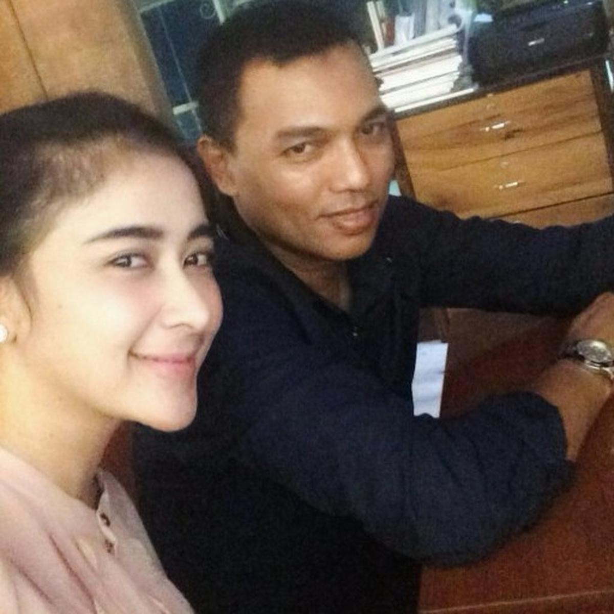 Uut Permatasari Unggah Foto Lawas