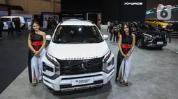 Pada ajang GIIAS 2024, PT Mitsubishi Motors Krama Yudha Sales Indonesia (MMKSI) mengusung tema Passion to Support Your Life’s Adventure. (Liputan6.com/Angga Yuniar)