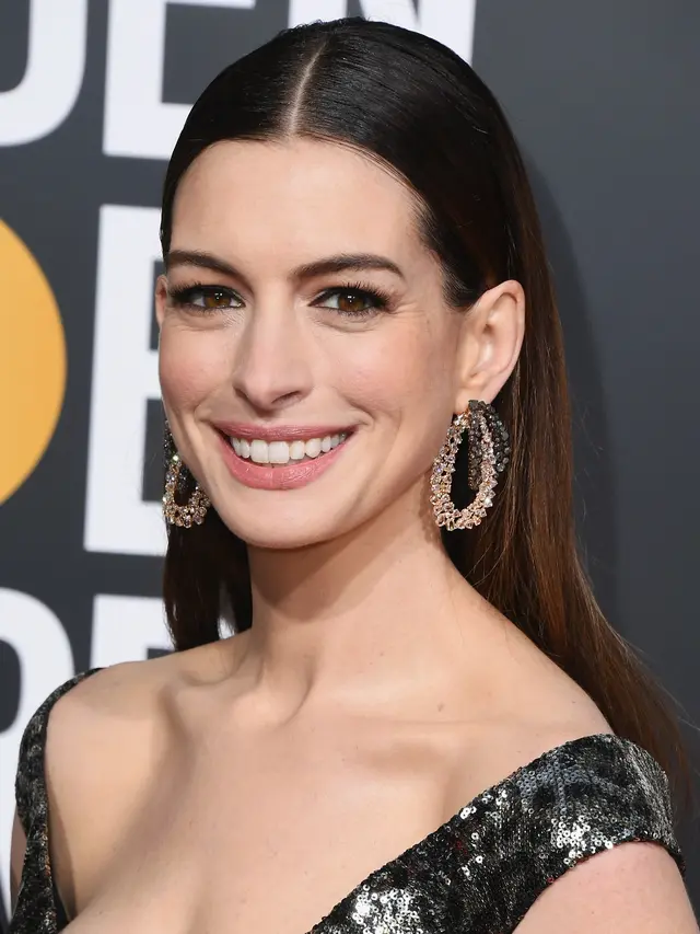 Anne Hathaway