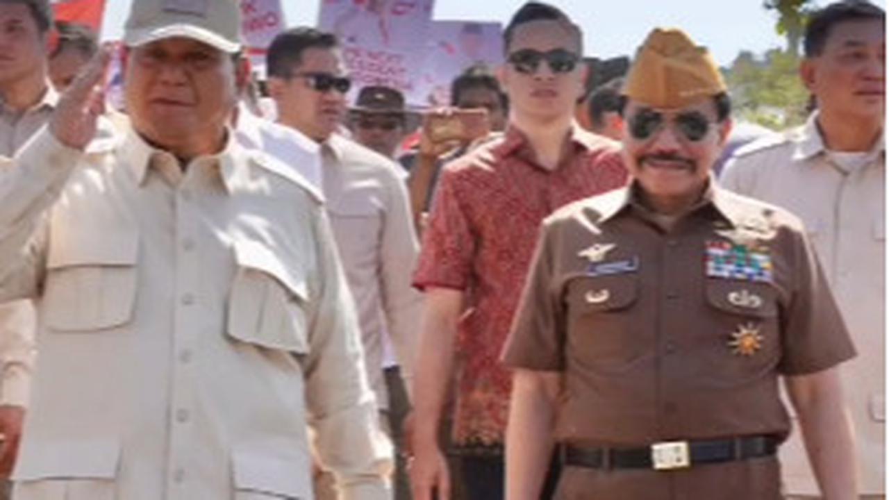 Kemenangan telak satu putaran yang bakal dihadapi Prabowo dan Gibran itu disebutnya sesuai dengan perkiraan intelijen, tepat 3 bulan silam.&nbsp;<br>
