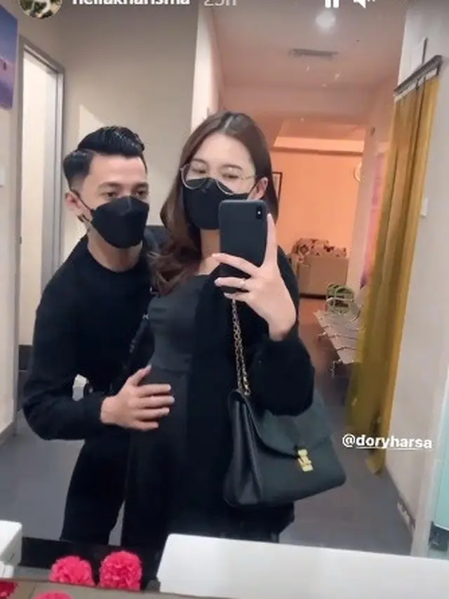 Hamil 7 Bulan, Ini 6 Potret Nella Kharisma Pamer Baby Bump