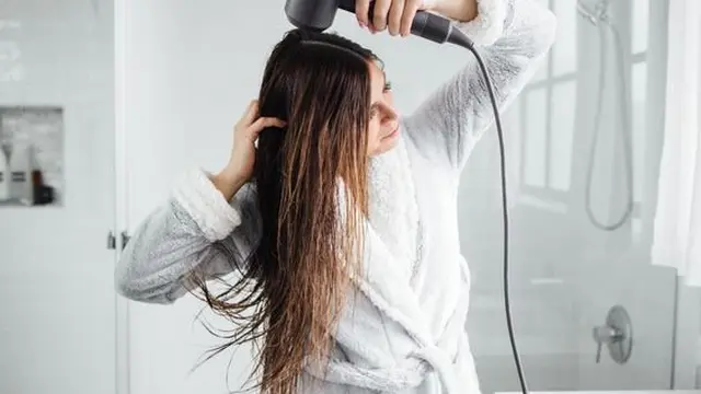 Mempersiapkan rambut