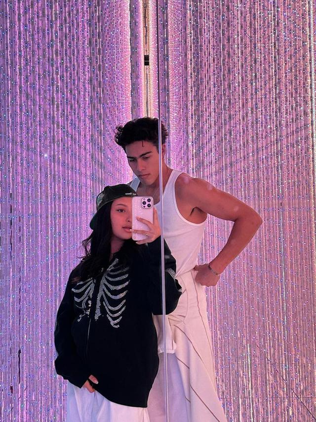 Jennifer Coppen Hamil, Ini 6 Potret Kemesraan Bareng Dali Wassink Sang Kekasih