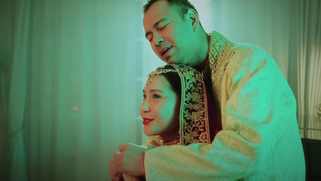 Video Klip 'Begitulah Cinta' Dewa 19 feat Raisa Bertabur Bintang, Ada Raffi Nagita hingga Atta Aurel