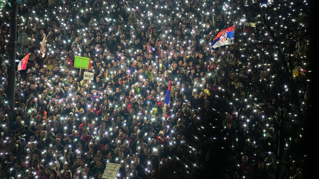 Demo Antikorupsi Terbesar Guncang Serbia