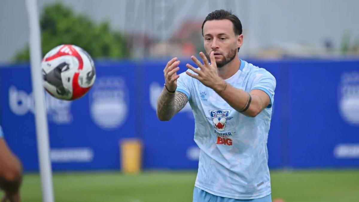 Bobotoh Persib dan Suporter Persijap Jepara Berdampingan, Marc Klok Berikan Apresiasi