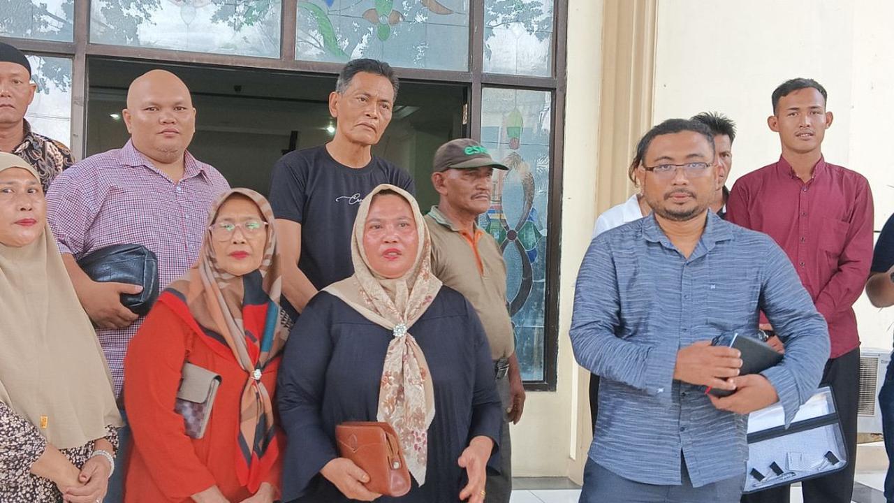 Sementara itu, Kuasa hukum Musdianti, Josep Arjuna Simalungun mengatakan kliennya merasa menjadi korban sindikat mafia tanah yang melakukan aksinya secara terstruktur dan masif.