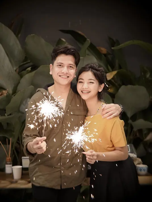 <p>Glenca Chysara dan Rendi Jhon makin lengket (Instagram/glencachysaraofficial)</p>