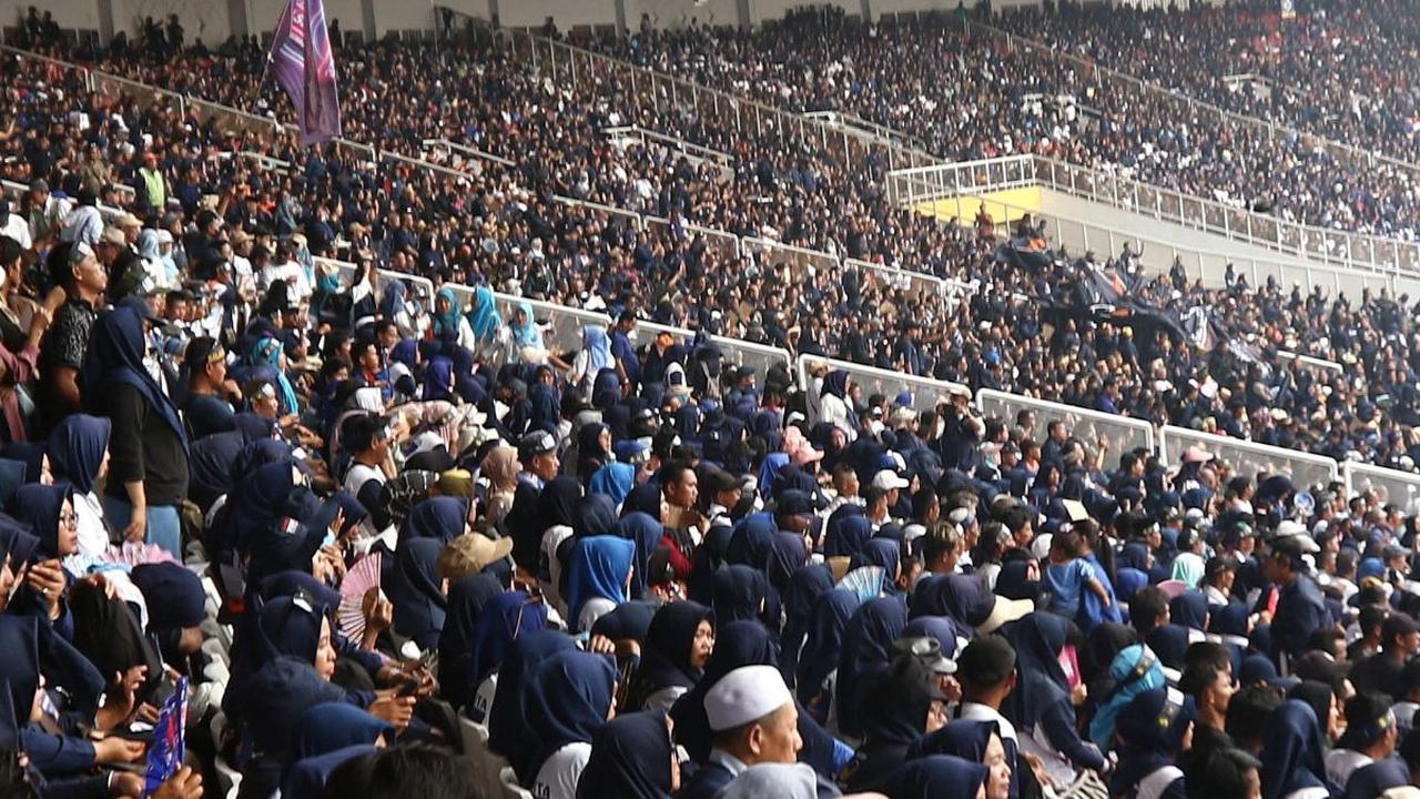 Namun dalam apel tersebut partai NasDem tidak mengundang Presiden Joko Widodo (Jokowi).