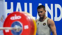 Rizki Juniansyah saat meraih medali emas di ajang SEA Games 2025. (NOC Indonesia)