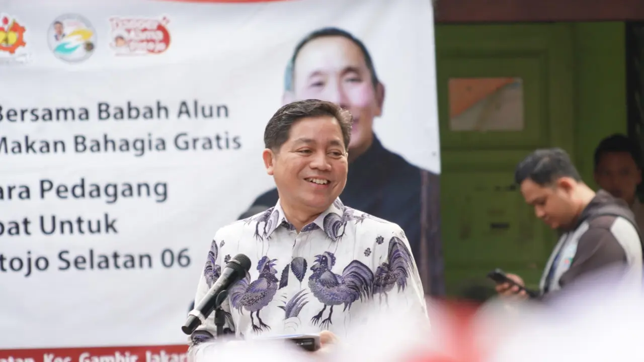 Acara Gotong Royong Makan Bahagia Gratis di SDN Petojo Selatan 06 Jakarta Pusat, Selasa (24/6/2025). (Foto: ekon.go.id)