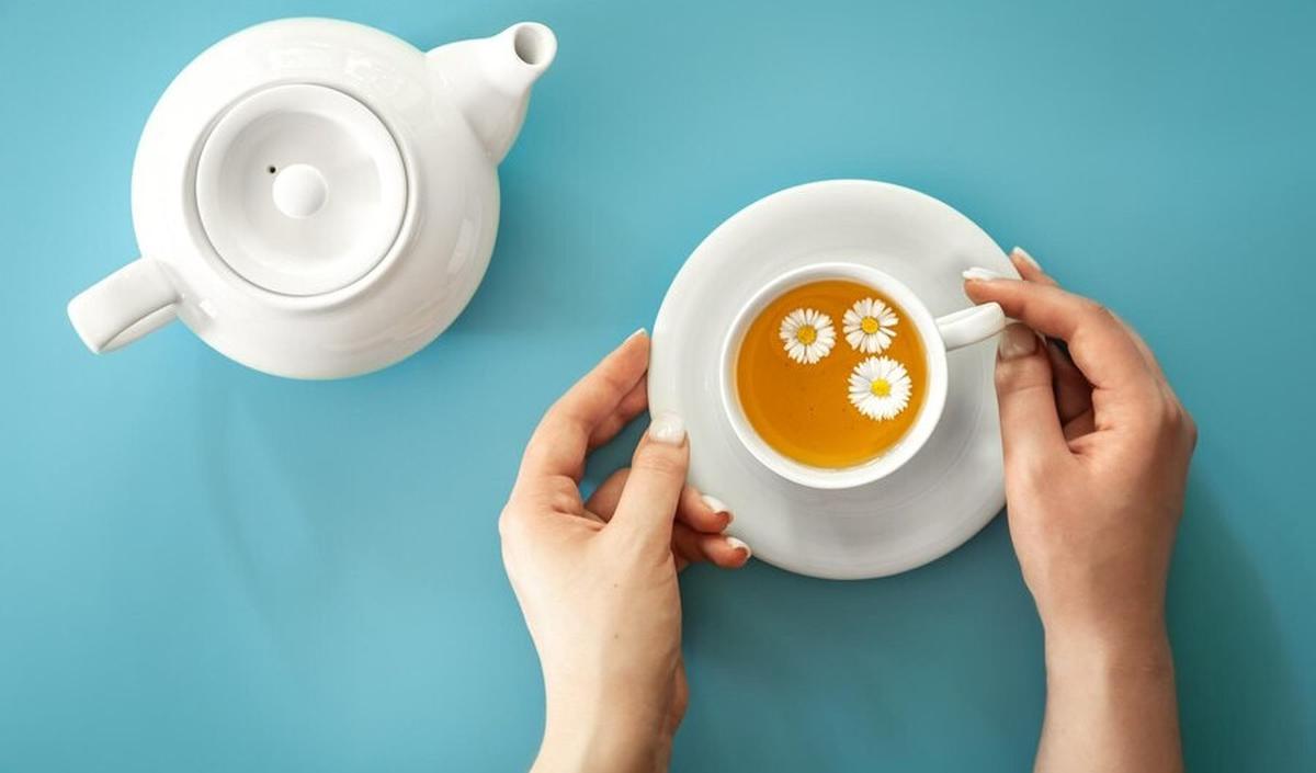 2.&nbsp;Teh Herbal: Penenang Pencernaan alami