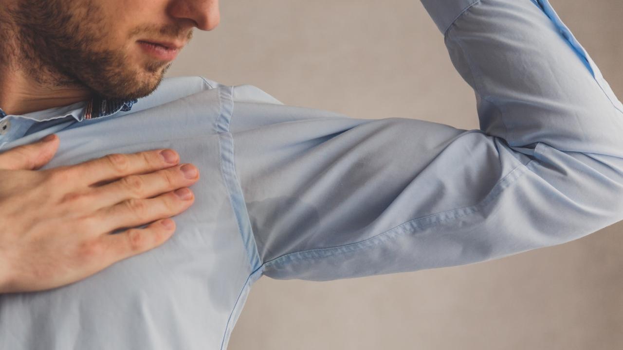 5 Alasan Mengapa Ketiak Masih Bau, Meski Sudah Menggunakan Deodoran!