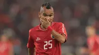 Pemain Persija Jakarta, Riko Simanjuntak saat melawan Johor Darul Ta’zim pada laga Piala AFC 2018 di Stadion Utama Gelora Bung Karno, Jakarta, Selasa (10/4/2018). Persija Jakarta menang 4-0.  (Bola.com/Nick Hanoatubun)