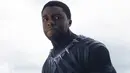 Chadwick Boseman sebagai Black Panther di film Captain America Civil War. (Digital Spy)