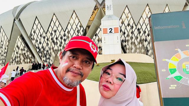 Achmad M Asri dan Istri