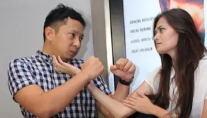 Tanamkan Hidup Sehat, Sabai Dieter dan Ringgo Agus Rahman Wariskan Kebiasaan Rutin Minum Susu pada Anak