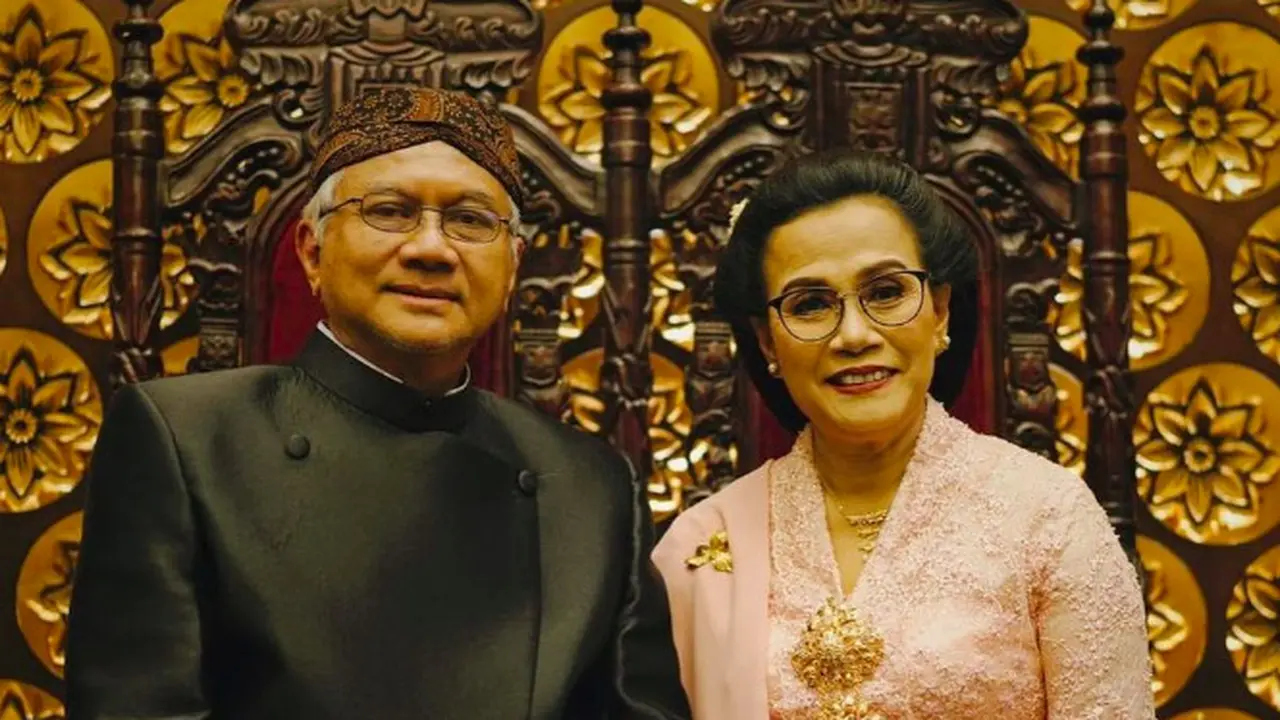 Potret Sri Mulyani dan Suami yang Ternyata Seorang Penyuka Moge atau Motor Gede Seharga Rp150 Juta