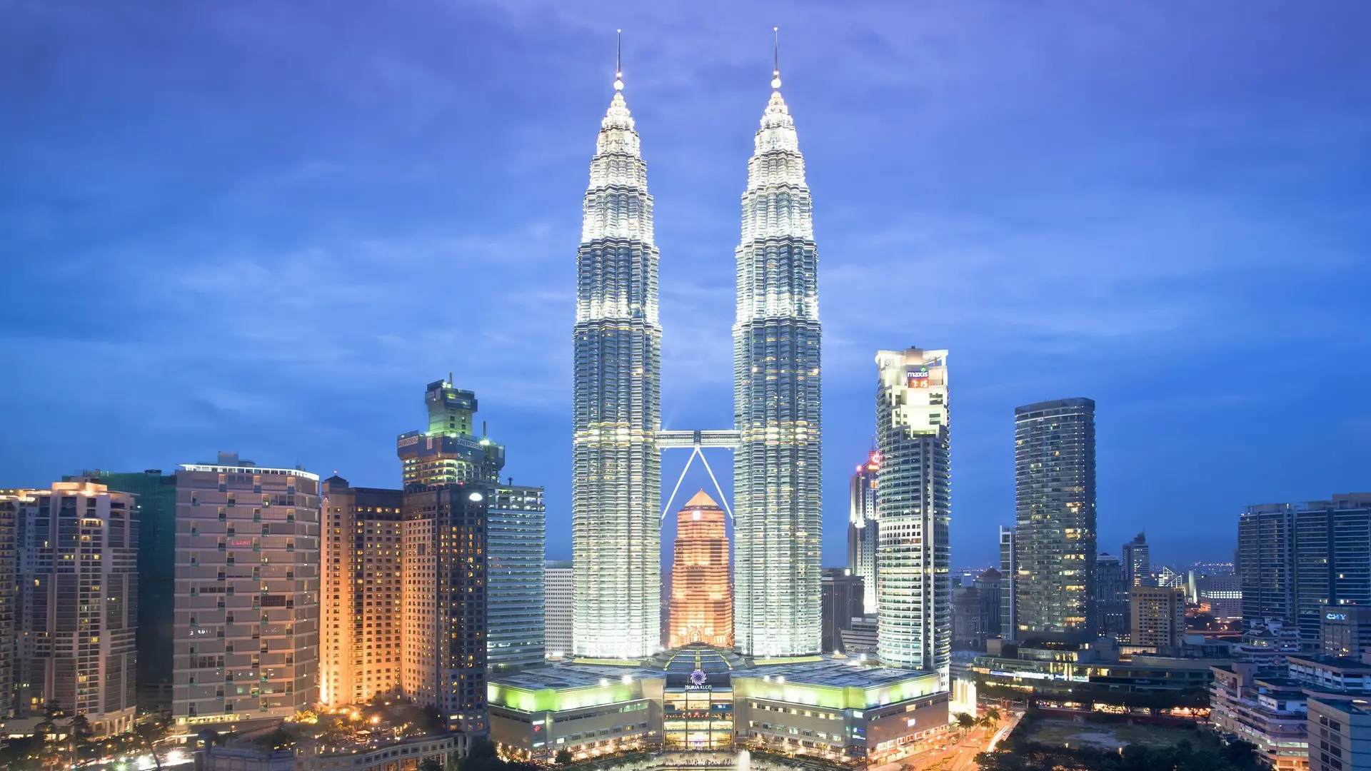 Kuala Lumpur adalah ibu kota Malaysia, sekaligus kota terbesar di negara ini