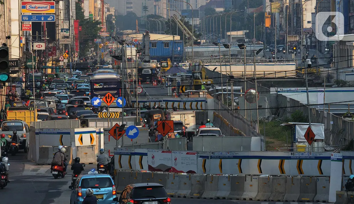 Sedangkan Fase 2B terdiri dari dua stasiun bawah tanah (Mangga Dua dan Ancol) dan satu depo di Ancol Barat dengan total panjang jalur sekitar enam kilometer. Fase 2B sedang dalam tahap studi kelayakan. (merdeka.com/Imam Buhori)