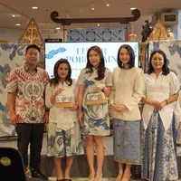 Pendopo menggelar peluncuran eksklusif Lunar Porcelain Collection by Hadinata Batik dengan Long Story Short.