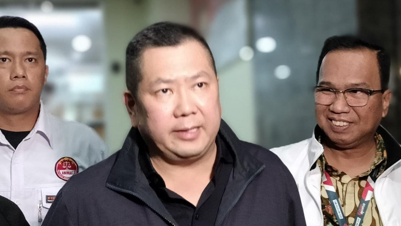 VIDEO: Hary Tanoe Turun Tangan, Malam-Malam 'Jenguk' Aiman di Kantor Polisi