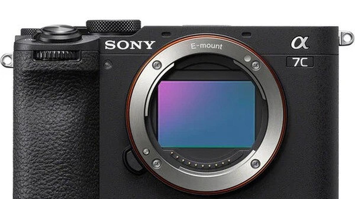 Harga Sony Alpha A7C II, Kamera Full-Frame Ringkas dengan Autofokus AI Revolusioner &amp; Hasil Memukau
