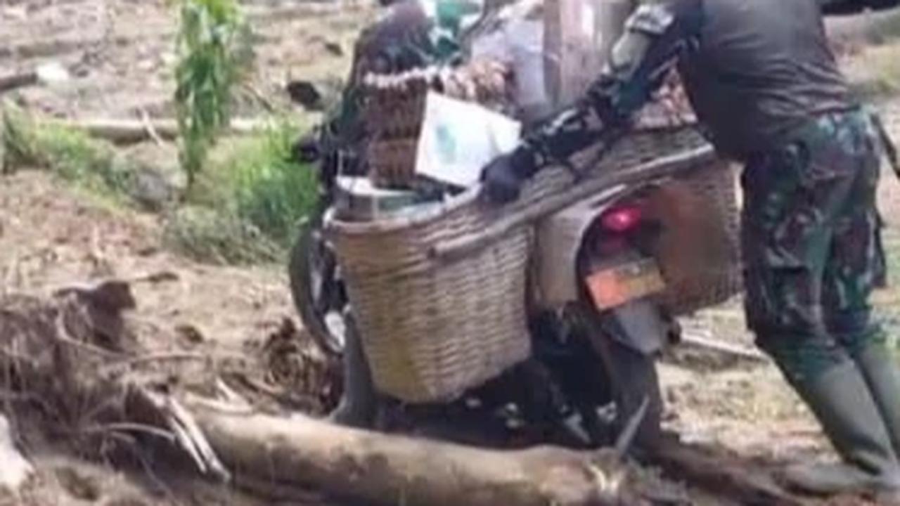 TNI AD tembus daerah terisolir di Agam