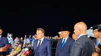 Presiden Prancis, Emmanuel Macron tiba di Jakarta, Indonesia untuk melakukan kunjungan kenegaraan, Selasa (27/5/2025). (Liputan6.com/Lizsa Egeham)