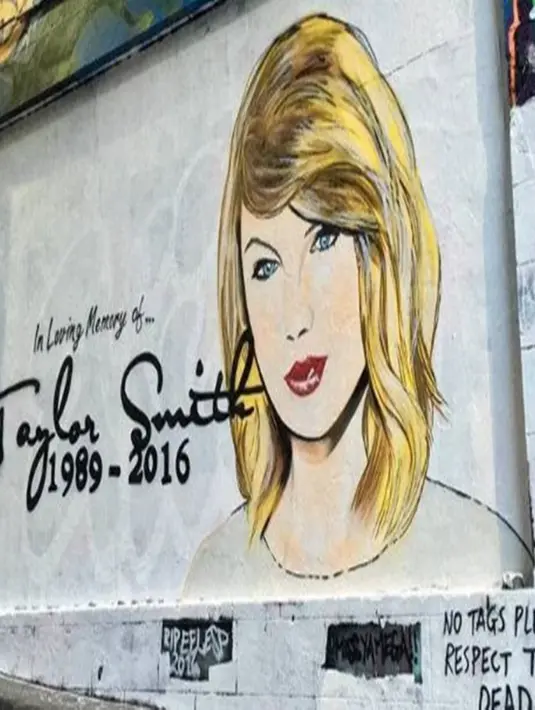 Netizen pun beramai-ramai membuat tagar dan meme bertuliskan RIP Taylor Swift yang meramaikan media sosial dan suatu jalan di australia. (Dailymail/Bintang.com)