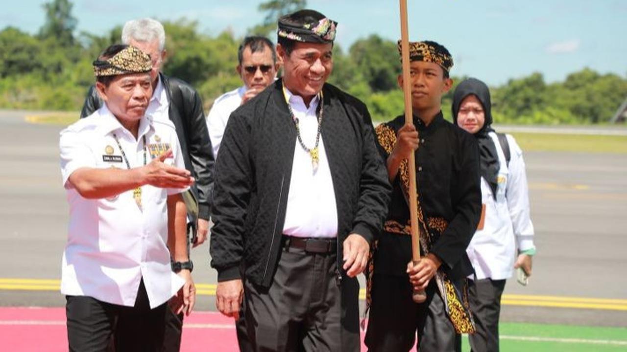 Kurban 62 Ekor Sapi, Berapa Kekayaan Mentan Amran?