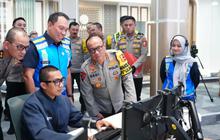 Wakapolri Pantau Arus Balik Nataru di Command Center Tol Jasa Marga Jatiasih