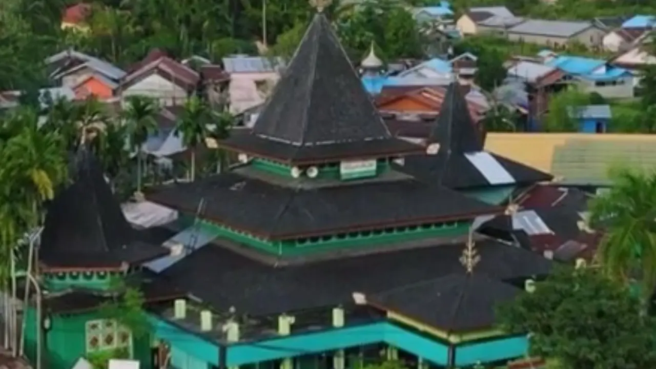 Menarik Masjid Sultan Suriansyah