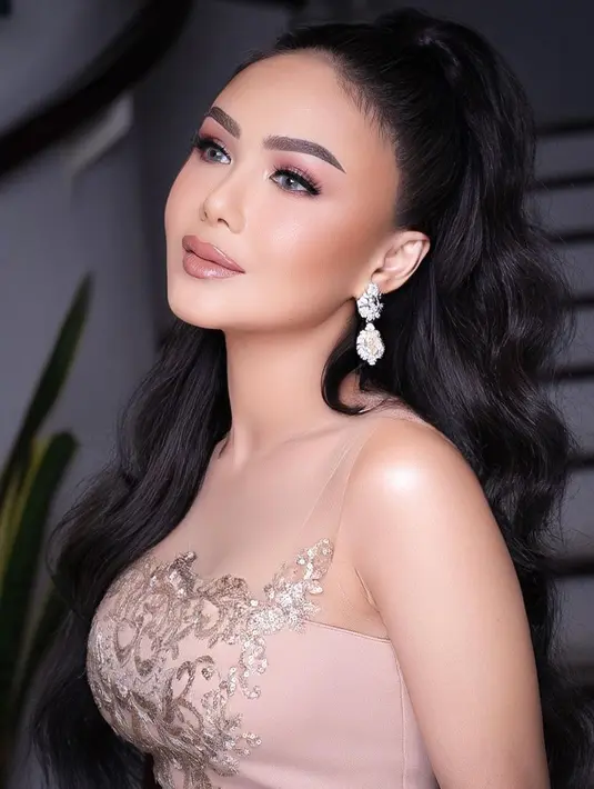 Yuni Shara (Instagram/dhirmanputra)