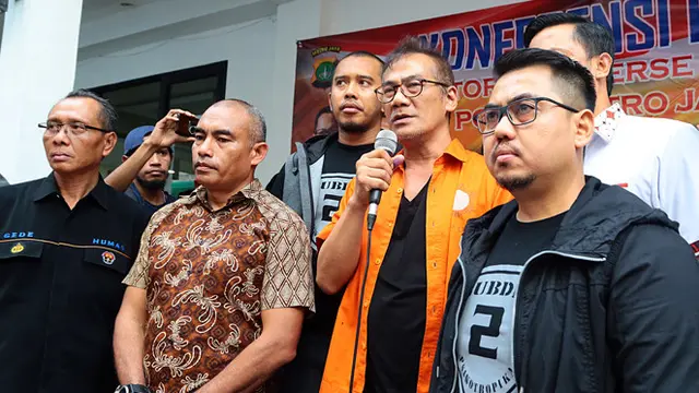 [Bintang] Tio Pakusadewo